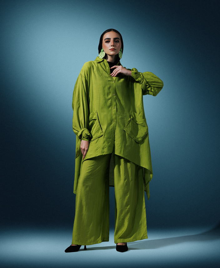 Set in Satin-Like Fabric 1303